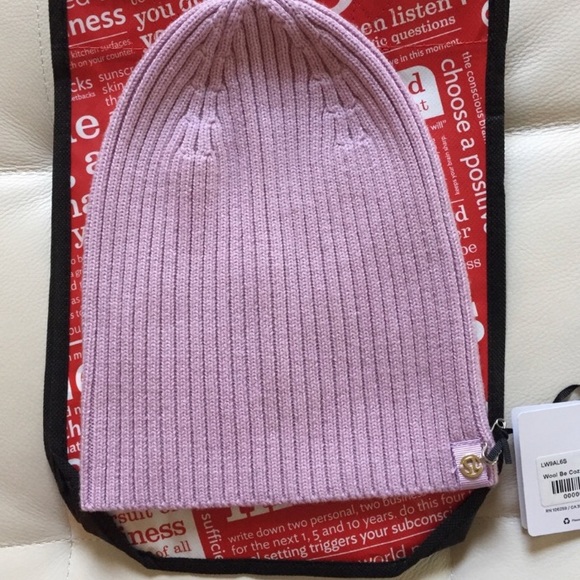 Lululemon wool be cozy toque rose quartz with bag - Picture 2 of 5